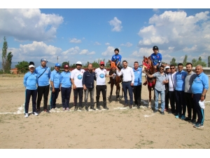 Sındırgı’da Atlı Cirit Heyecanı Başladı