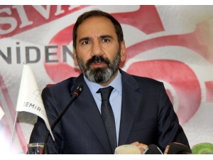 “Sivasspor’a Yakışan Takım Kuracağız”
