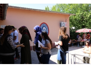 Kimliğini Unuttu Geç Kaldı, Sınava Giremedi