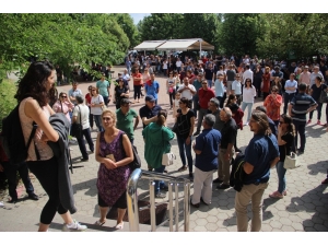 Bir Yıllık Emekler Bir Dakikada Heba Oldu