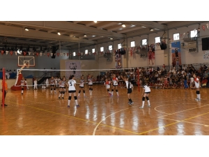 Çiğli Yaz Spor Okulları Açılıyor