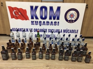 Kuşadası’nda Barlar Sokağı’na Kaçak İçki Operasyonu