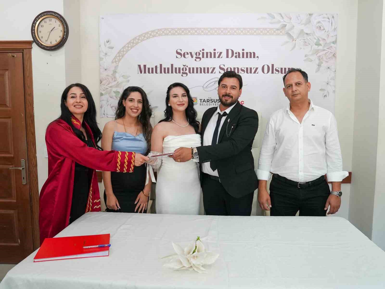 tarsus-ta-26-06-2026-yogunlugu-nikah-salonunda-20-ciftin-mutlulugu