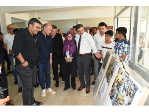 Ünlü Ressam, Öğrencilerin Resimlerini Görünce Şaşkınlığını Gizleyemedi