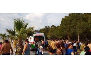 Davutlar Sevgi Plajı’nda Boğulan Bir Kişi Hastanede Hayata Döndürüldü