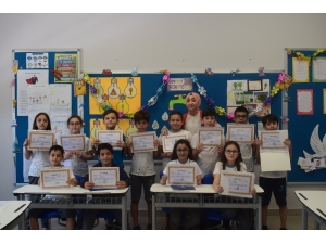 Teknoloji Fen Öğrencilerinin Karne Heyecanı