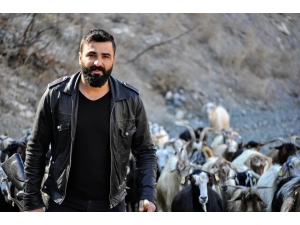 200 Kişilik Ekip Kayıp Genci Arıyor