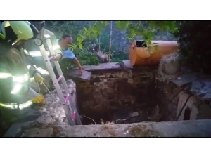 Çöken Sulama Kuyusuna Düşen Baba-oğul Ölümden Döndü
