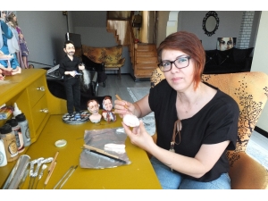 Ünlülerin Bebeklerini Yapıyor