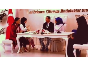 İşitme Engelli Çift Böyle ‘Evet’ Dedi