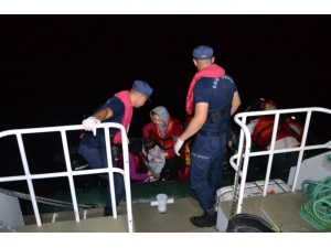 Ayvalık’ta 17 Afganistan Mülteci Yakalandı