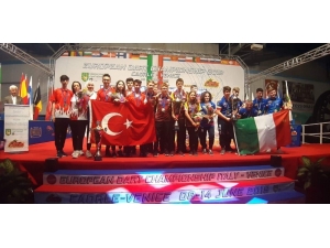 İtalya’dan Madalya İle Döndüler