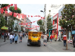 Atıklar Çöp Taksiye Atılacak