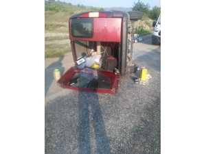 Hakimiyeti Kaybolan Araç Takla Attı: 1 Ölü, 5 Yaralı
