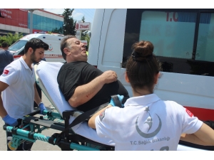 3 Kişinin Yaralandığı Kazada, Araçtan Düşen 14 Bin Tl’yi Vatandaş Buldu