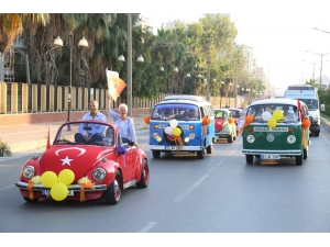 Klasik Otomobillerle Festival Korteji