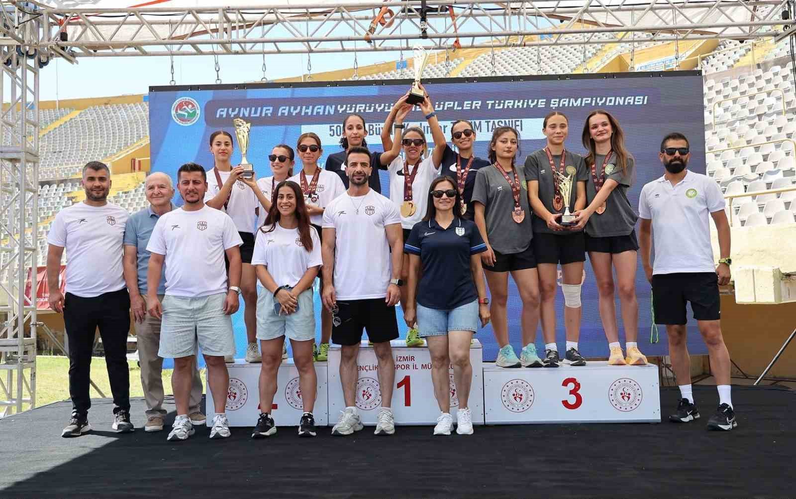 manisa-bbsk-dan-turkiye-kupasi-nda-madalya-yagmuru