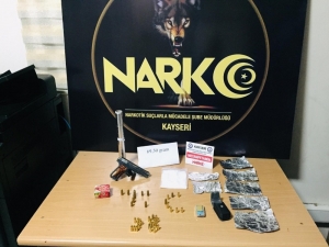 Uyuşturucu Operasyonunda 2 Gözaltı