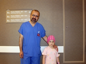 6 Yaşındaki Çocuğun Böbreğinden 2 Santimlik Taş Çıktı