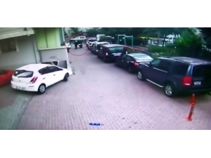 Motosikleti Çaldılar, Sahibini Arayıp Para İstediler