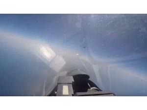 Rus Savaş Uçağı Abd Uçağını Engelledi