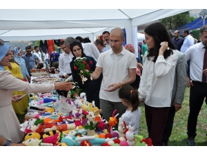 Sason’da El Emeği Göz Nuru Ürünler Sergisine Yoğun İlgi