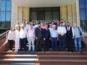 Mobilyacılardan Özbekistan Çıkarması