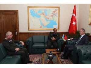 Bakan Akar, Ruanda Genelkurmay Başkanı’nı Ağırladı
