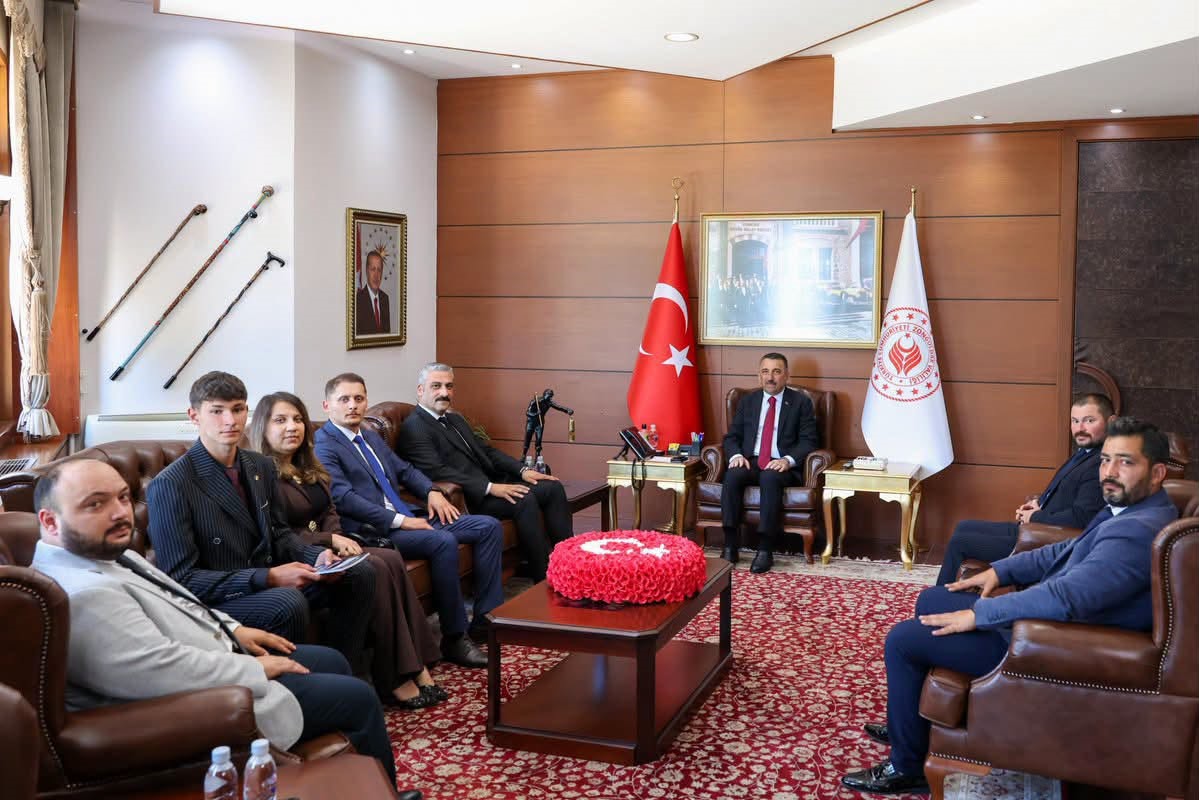 vali-hacibektasoglu-ulku-ocaklari-yonetimini-kabul-etti