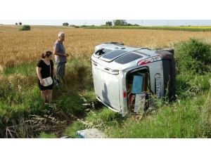 Defalarca Takla Atan Araçtan Burnu Kanamadan Çıktı