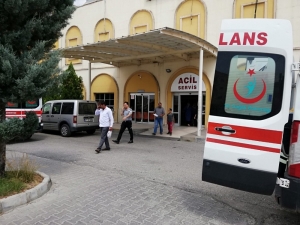 Boya Yaparken Akıma Kapılarak Yaralandı