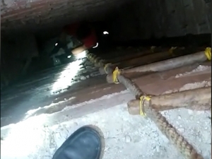 Yavru Kediyi İtfaiye Kurtardı