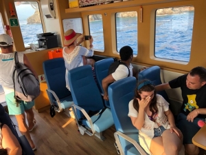 Karaya Oturan Teknedeki 36 Yolcu İki Kurumun Uyumlu Çalışmasıyla Kurtarıldı