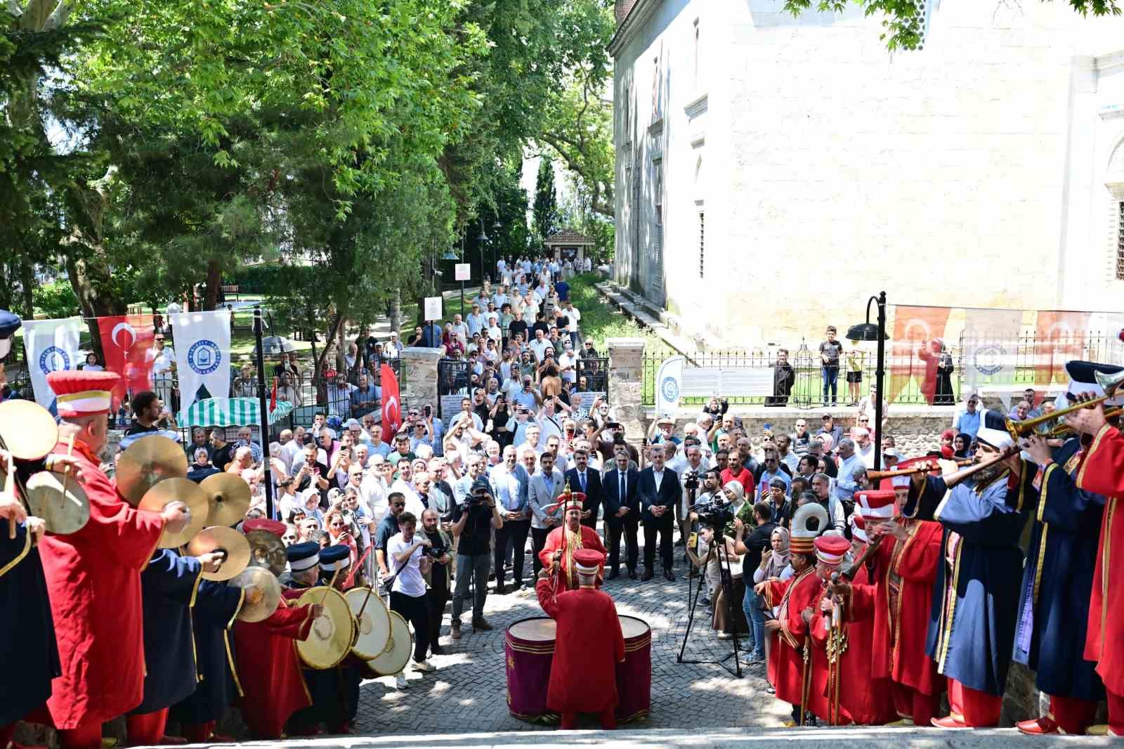 yildirim-da-sultan-celebi-mehmed-dualarla-anildi