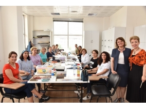 Başkan Şahin Çalışan Kadınları Ziyaret Etti