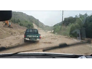 Isparta Sağanak Yağmura Teslim