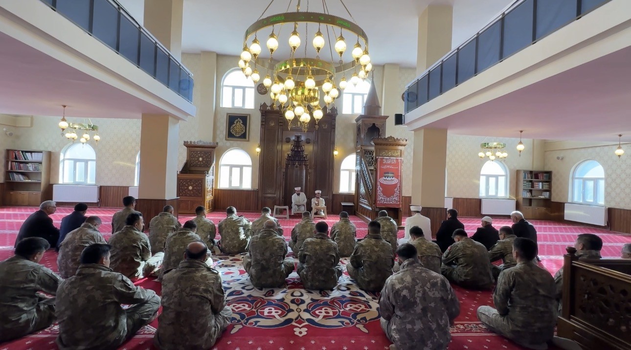 sehit-koparan-icin-yuksekova-da-mevlit-okutuldu
