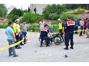 Ölen Motosikletli Gencin Kaza Anı Güvenlik Kamerasında