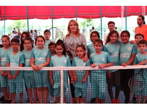 Merkezefendi Ücretsiz Yaz Spor Okulları Açıldı