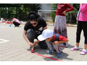 Öğrencileri Sosyal Hayata Yönlendiren Projeye Ara Verildi