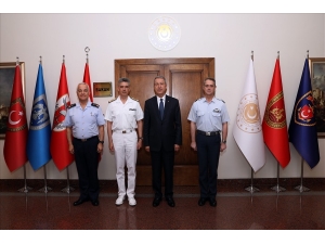 Bakan Akar, Yunan Heyet Başkanını Kabul Etti