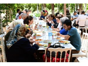 Şanlıurfa’da Fenilketonüri Hastaları Yemekte Buluştu