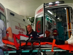 Kocaeli’de İşten Çıkartılan Şahıs Fabrika Önünde Ateş Açtı: 2 Yaralı