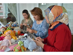 Kadınların Ürünleri Büyük Marketlerin Raflarını Süsleyecek