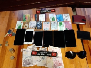 Ümraniye’de İki Hırsız Bekçiler Tarafından Yakalandı