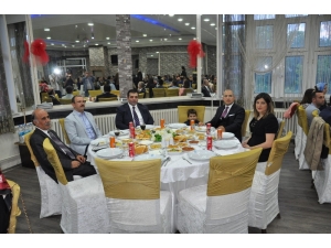 Kars’ta Hakim Ve Savcılar Veda Yemeğinde Bir Araya Geldi