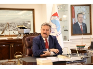 Başkan Dr. Mustafa Palancıoğlu: “Kayserili Milli Sporcu Özge Yılmaz’a Başarılar Diliyoruz”