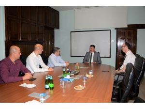 Vali Yazıcı, Fabrikaları İnceleyerek İş Adamlarını Dinledi