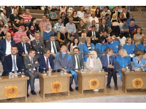 Kapadokya Üniversitesi’nde Mezuniyet Töreni Yapıldı