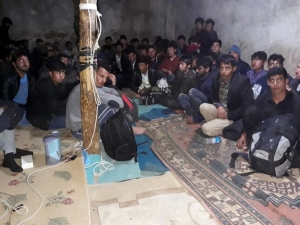 Ağrı’da Göçmen Kaçakçılığı Operasyonu: 10 Gözaltı